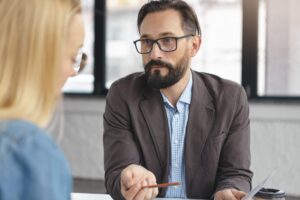 Qué revisan realmente los compradores antes de comprar una vivienda en Barcelona